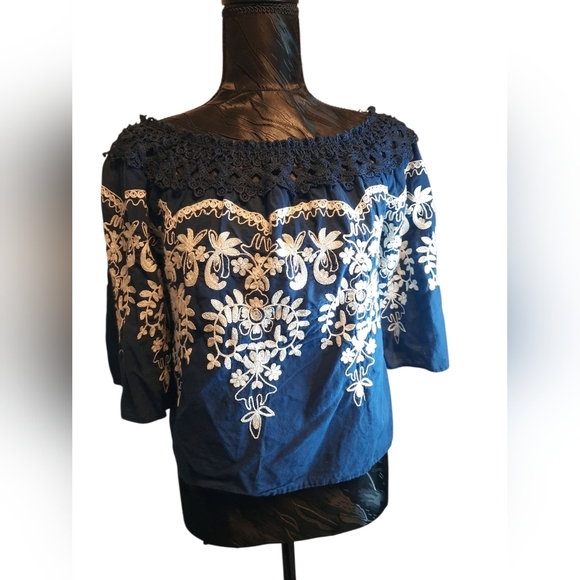 Flying Tomato Dark Blue Blouse with White Embroidery Small - Picture 4 of 4